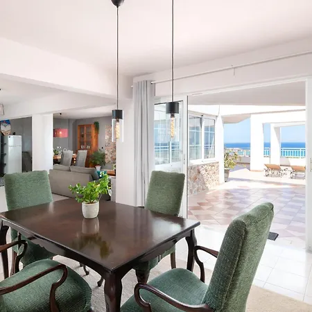 Wunderschoene Mit Meerblick Und Whirlpool Apartmán Rhodes City